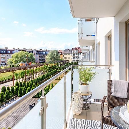 Apartament "Anna" - Kwartal Rozy Wiatrow, 15 Min Spacerem Od Plazy Swinoujscie Ngoại thất bức ảnh