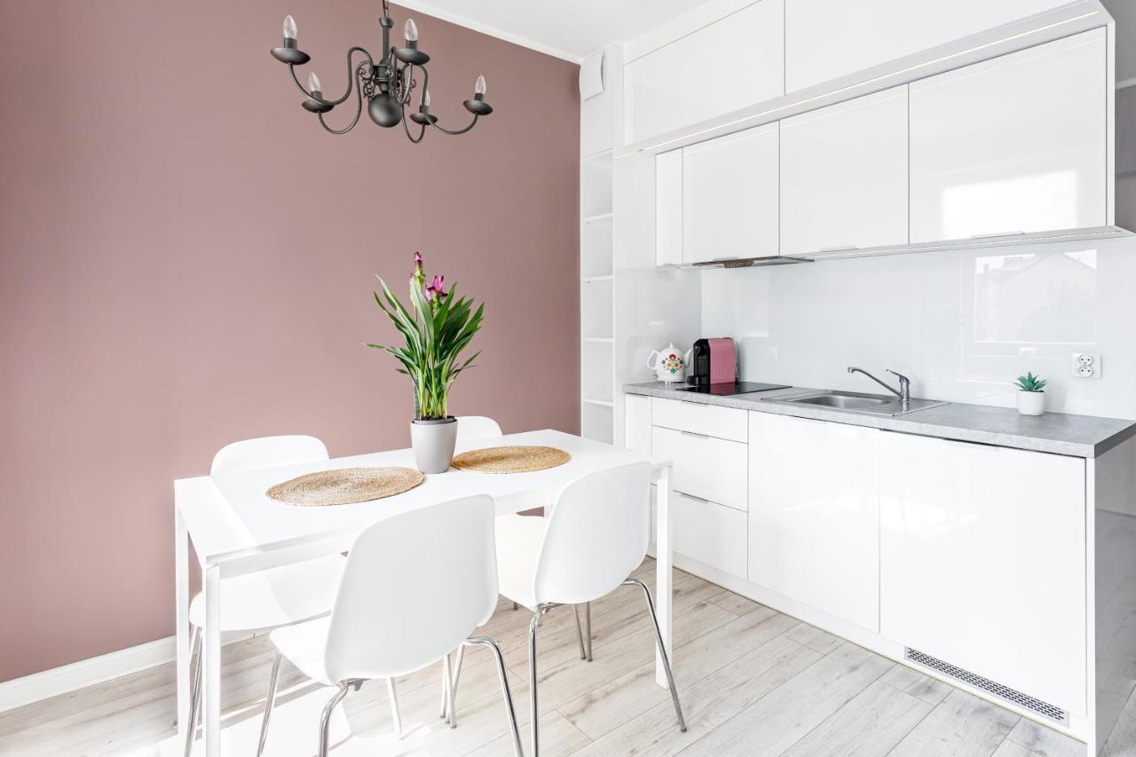Apartament "Anna" - Kwartal Rozy Wiatrow, 15 Min Spacerem Od Plazy Swinoujscie Ngoại thất bức ảnh